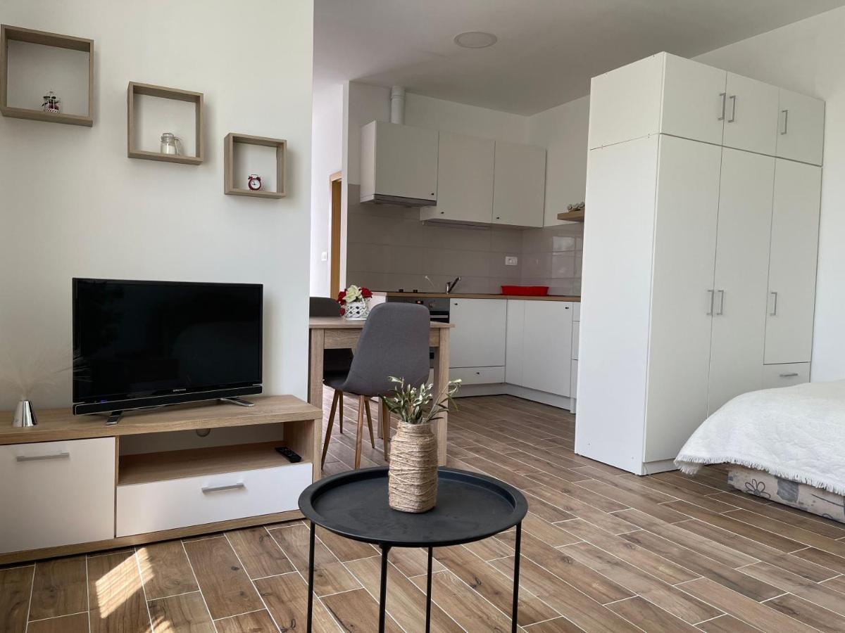 Apartman Solin 2, Parking Apartment Exterior foto