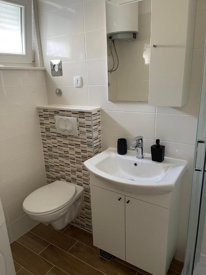 Apartman Solin 2, Parking Apartment Exterior foto